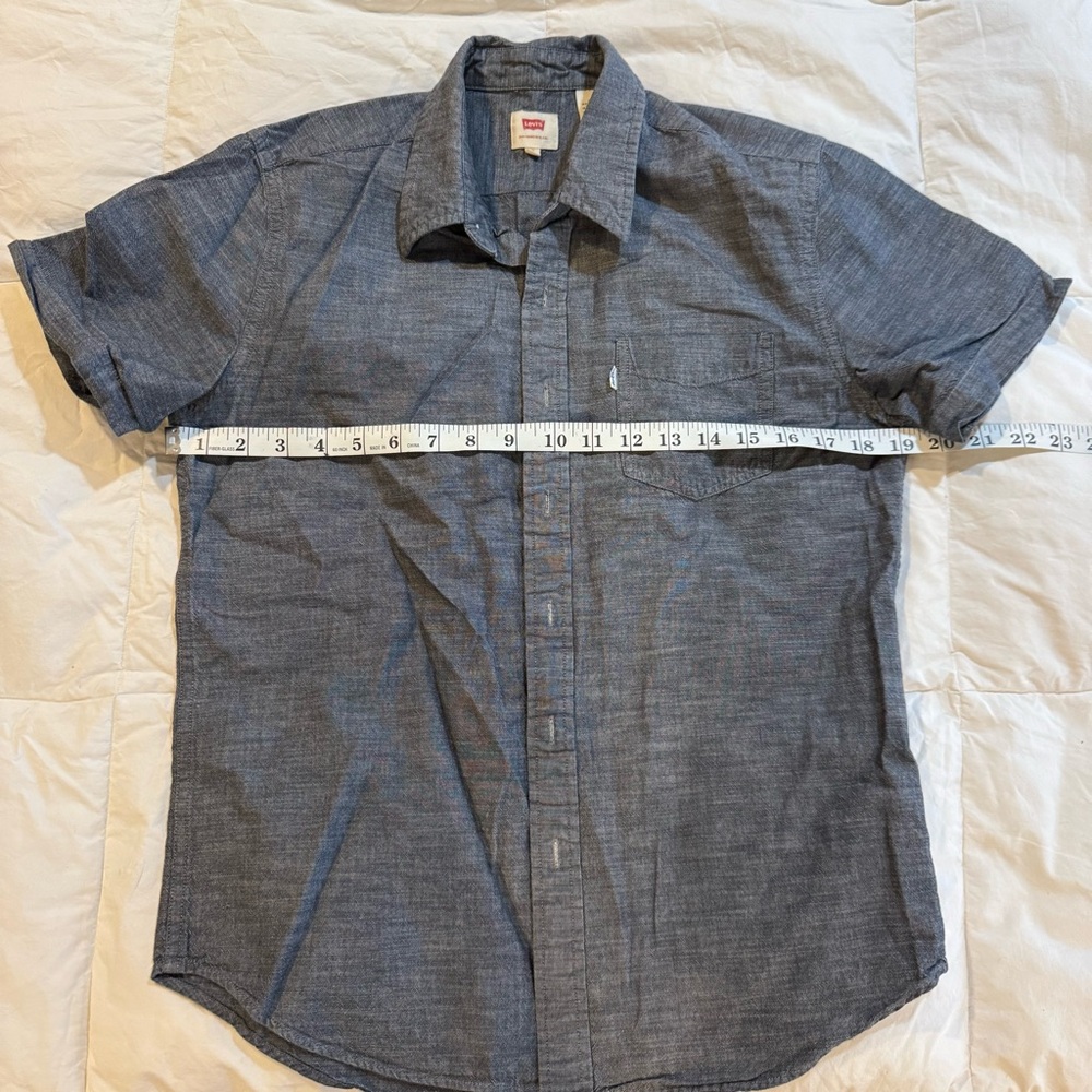 Levi's Chambray Button Down Shirt